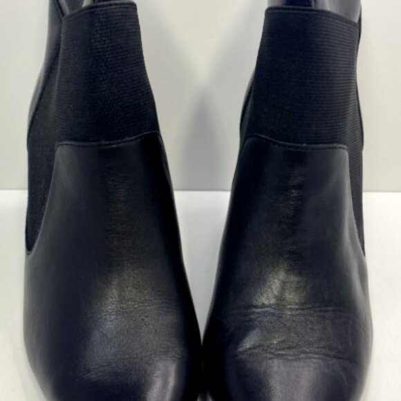 Ellen Tracy ET-Persuade 8.5 black, ankle boot, 3" heel - Picture 2 of 9